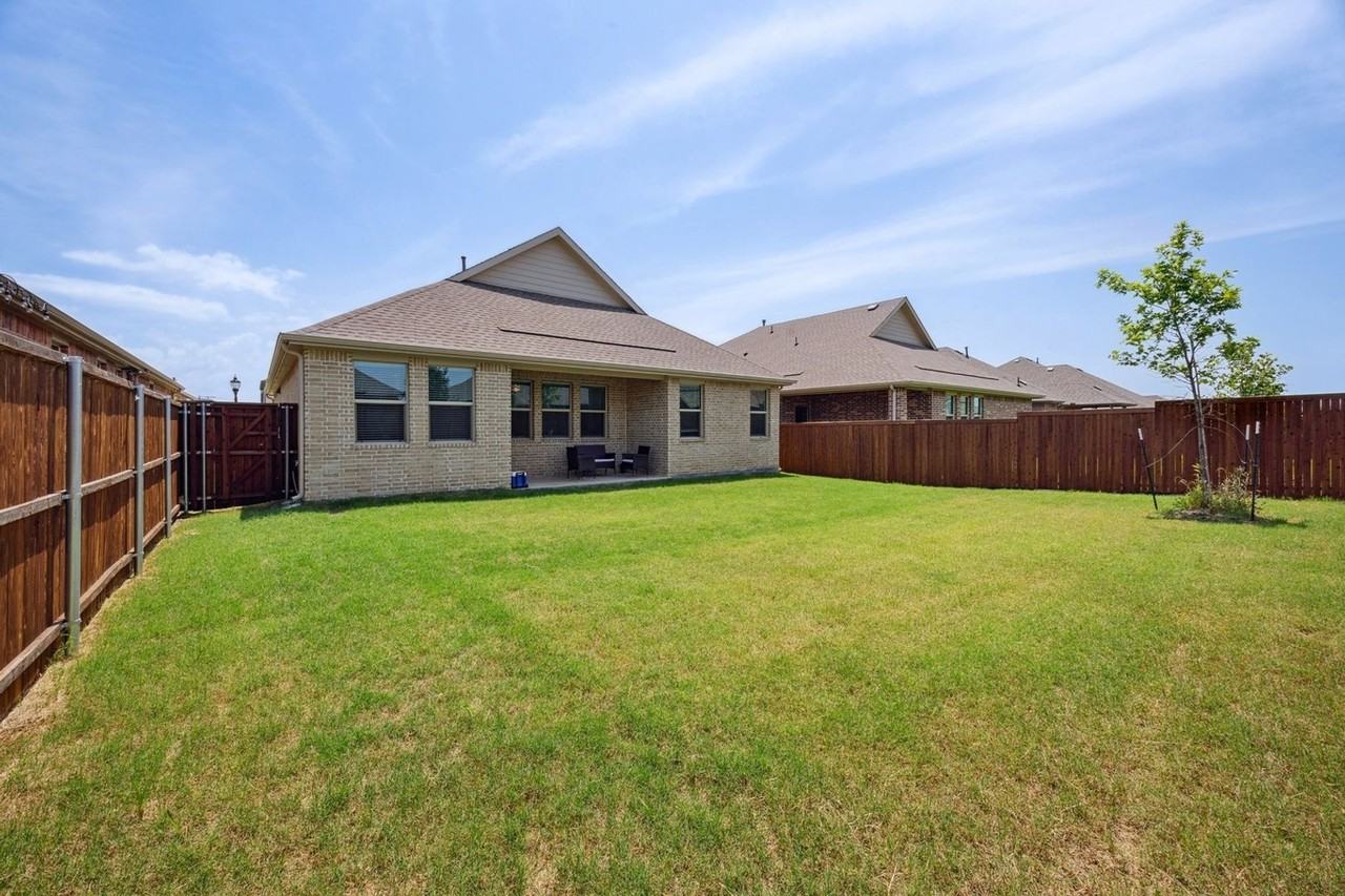 4325 Westminster Ave - Photo 2 of 19