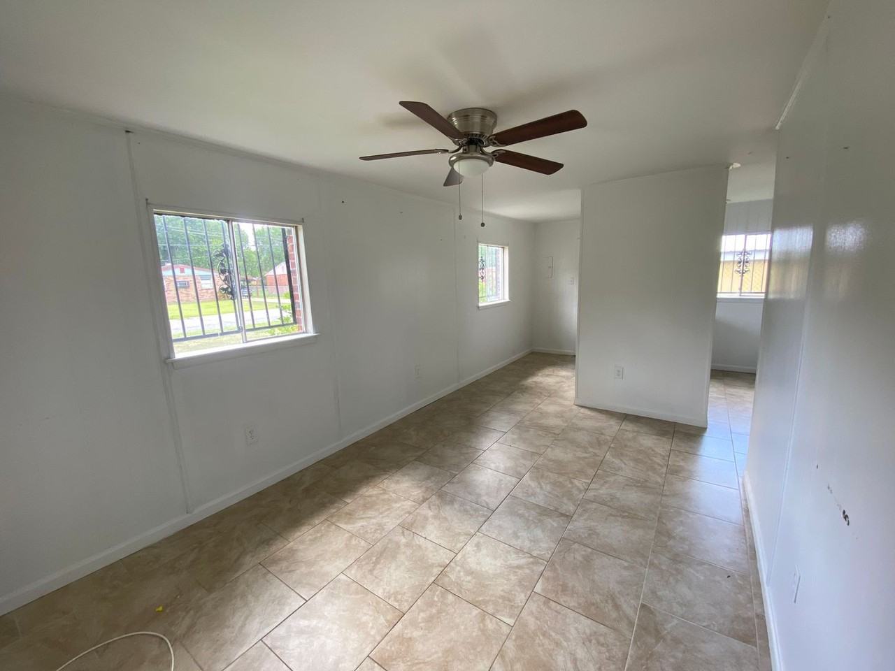 12355 Palmyra Dr - Photo 3 of 12