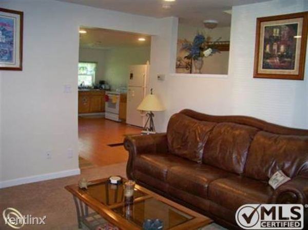 276 St John Rd - Photo 3 of 10