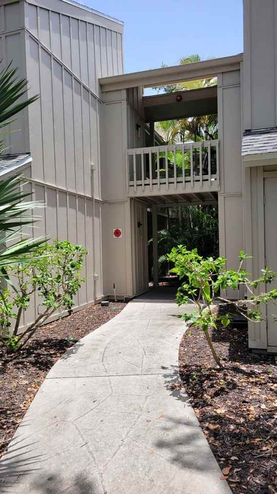 2224 Bahia Vista St #E1 - Photo 3 of 27