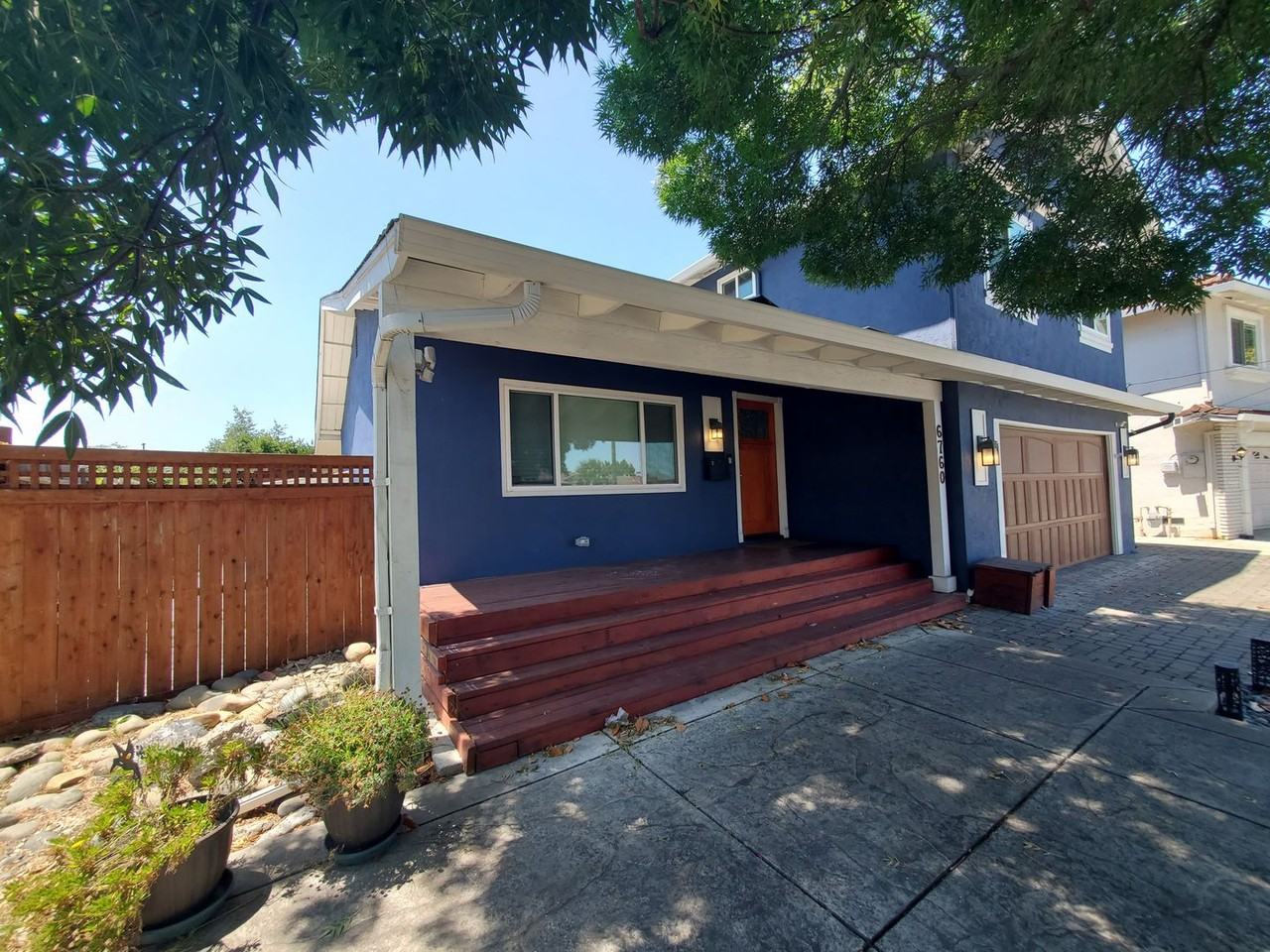 6760 Maple Dr - Photo 2 of 40