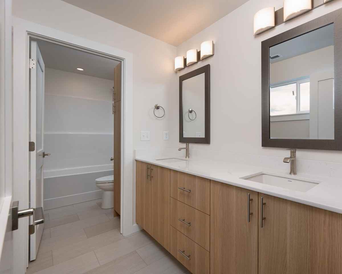 608 Companion Way - Photo 7 of 25