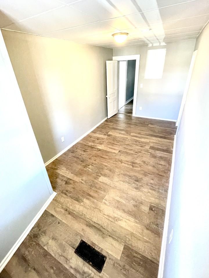 140 California Ave #1 - Photo 2 of 15