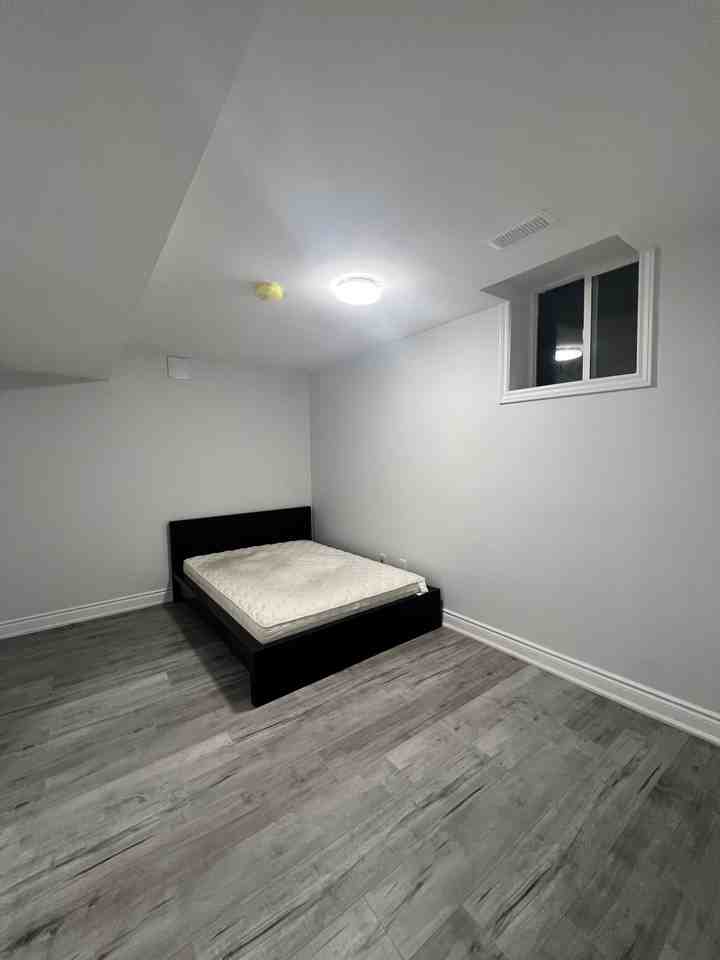 11 Crowsnest Crescent - Photo 2 of 21