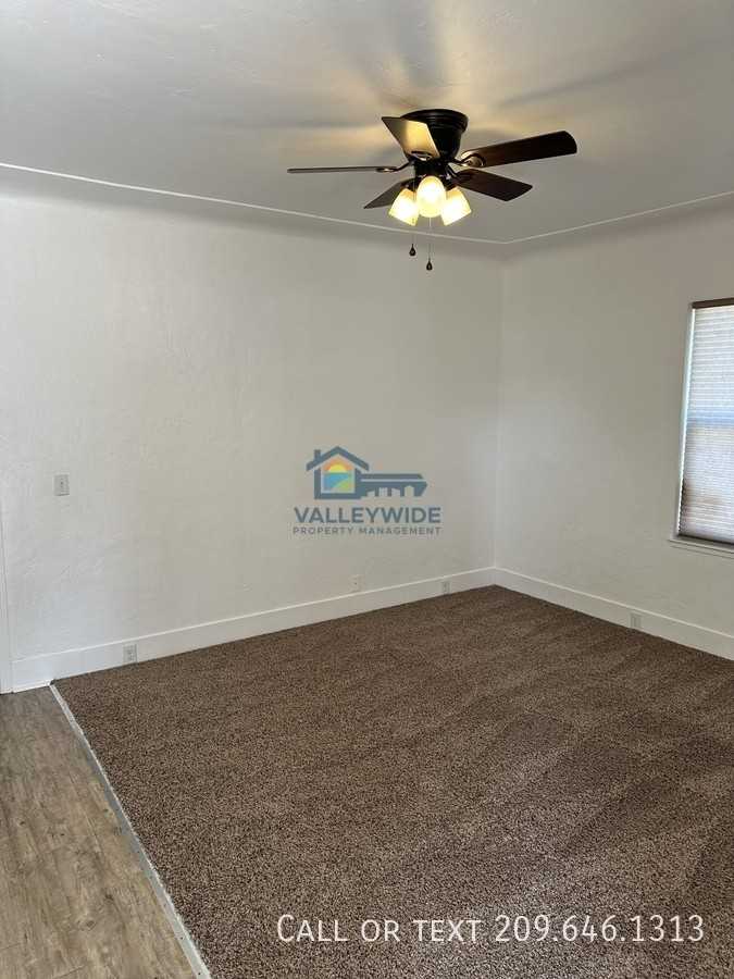 405 S Laurel St - Photo 2 of 50