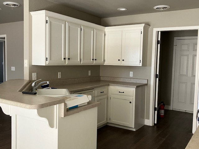 16200 Hubbard St - Photo 3 of 12