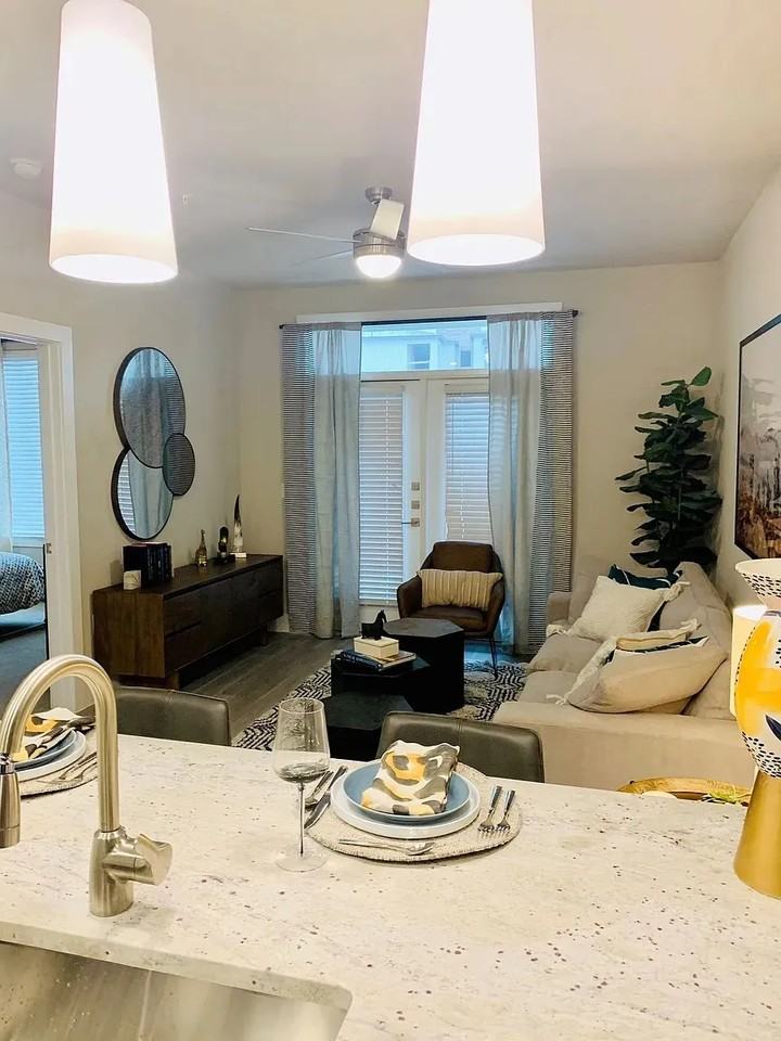 23403 Kingsland Boulevard - Photo 3 of 10