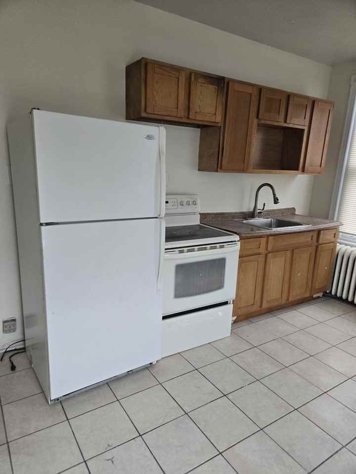 111 East Wyoming Avenue - Photo 2 of 14