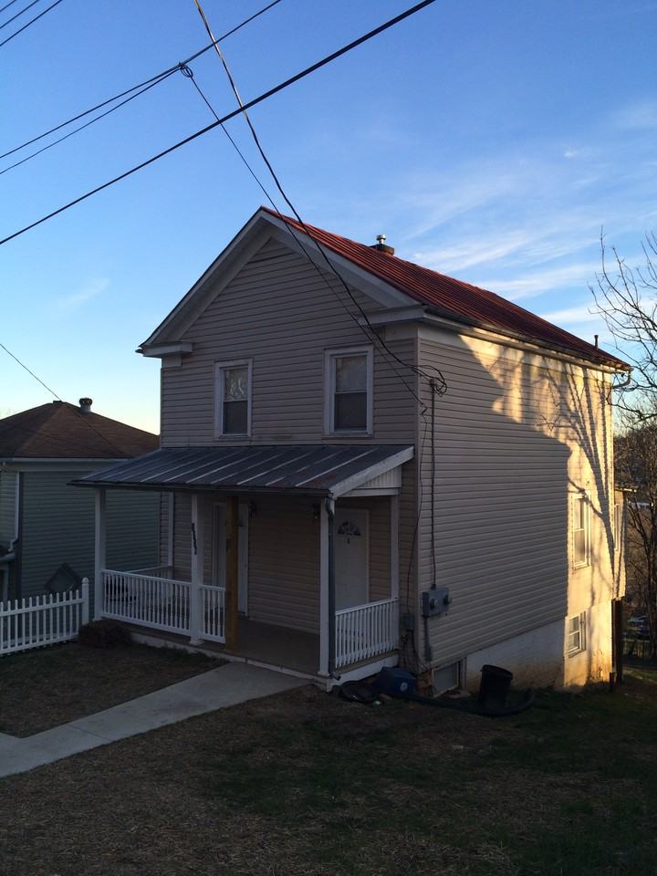 1216 Ashby St - Photo 3 of 27