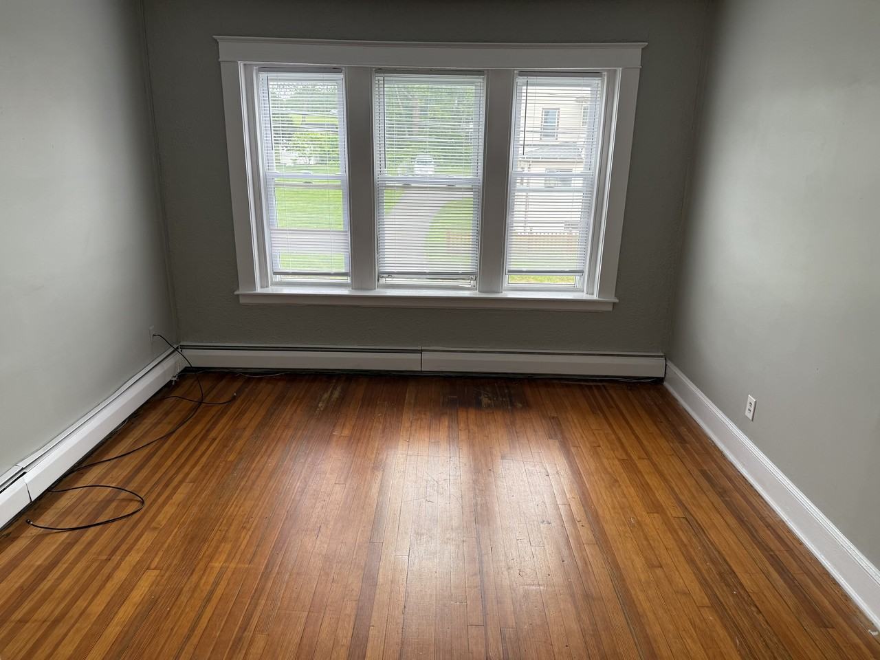 72 Clinton Street - Photo 6 of 9