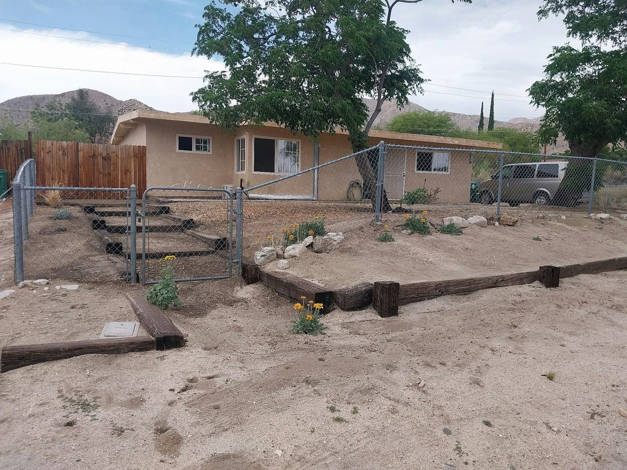 11010 Knobb Ave - Photo 2 of 4