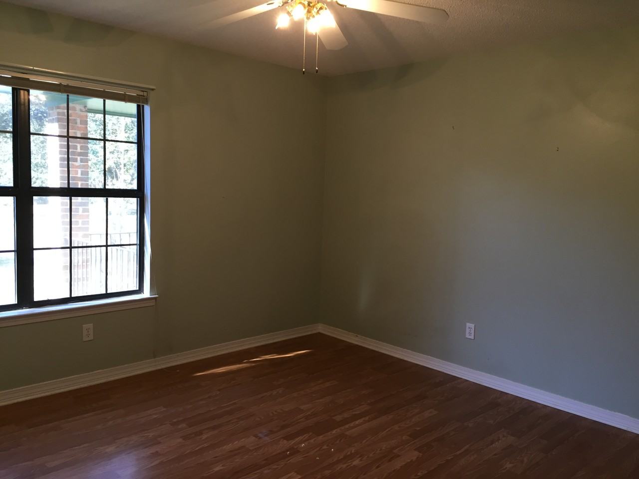 12186 Mary Ann Beach Rd - Photo 3 of 6