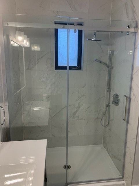 5242 Av Dupuis - Photo 3 of 16