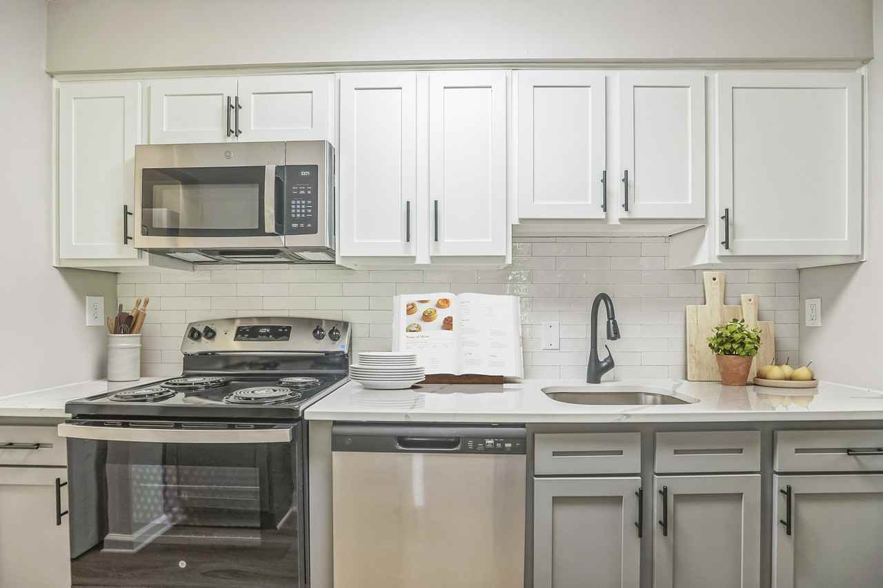 Ramblewood Village - Photo 3 of 37