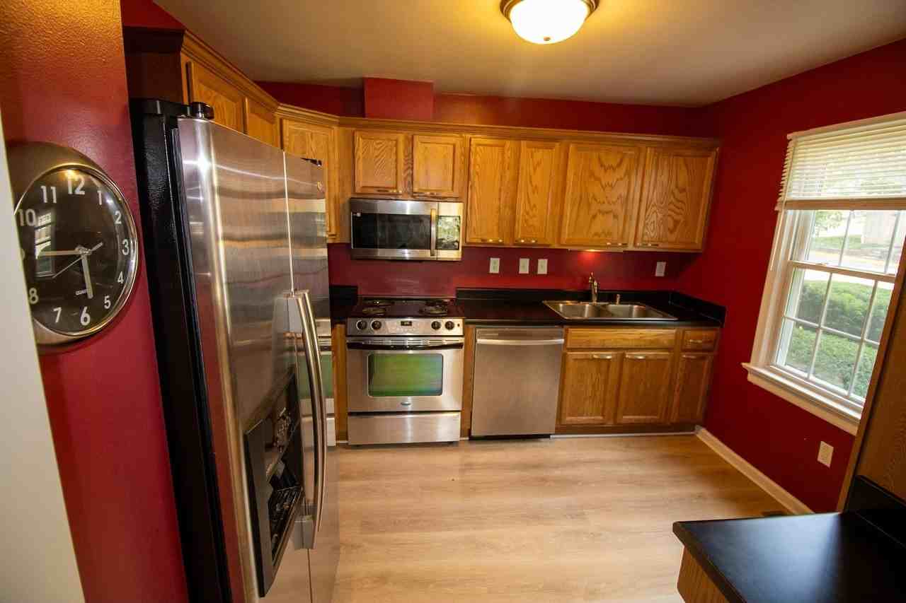 2701 Chelsea Ct - Photo 4 of 50