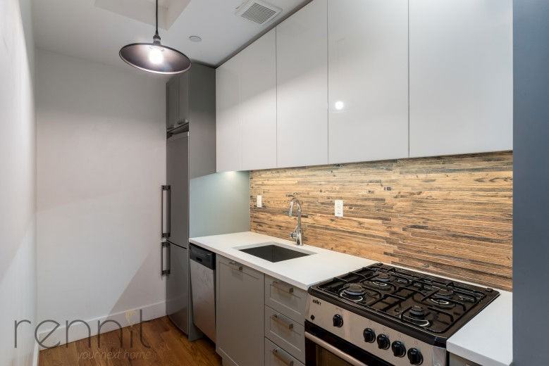 869 Park Ave #5D - Photo 6 of 8