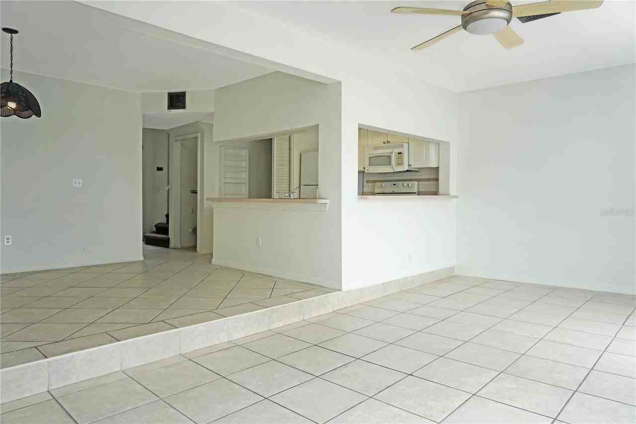 215 Mango Dr - Photo 6 of 13