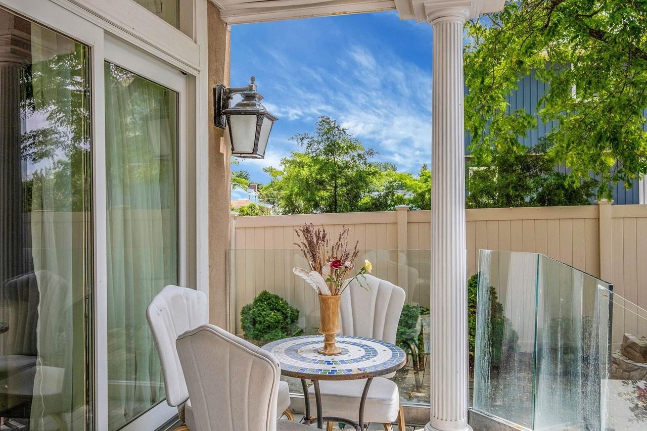 18 Deans Ln - Photo 6 of 50