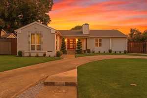 featured image of 5031 Waneta Dr