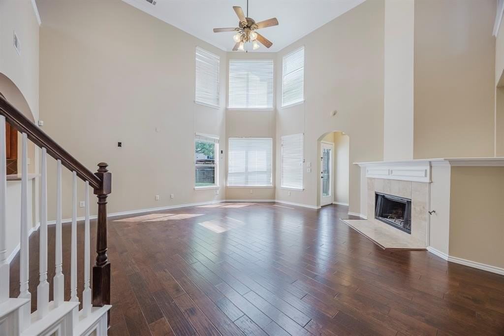 2739 Middleton Dr - Photo 6 of 32