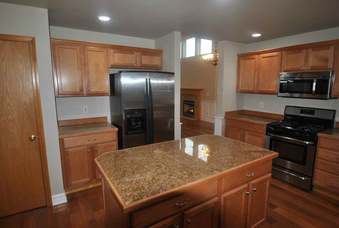 18208 SE 246th St - Photo 3 of 22