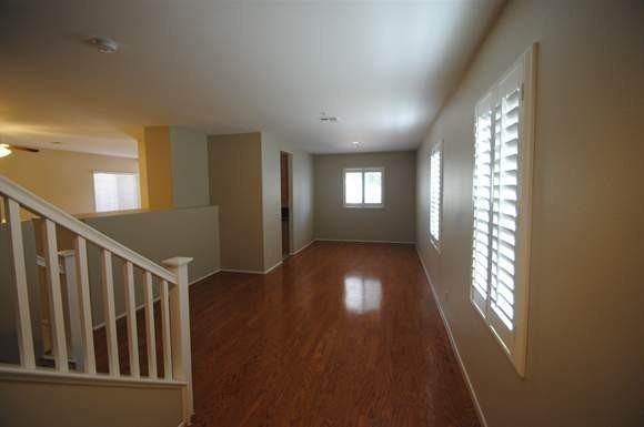 16366 Medinah St - Photo 3 of 12