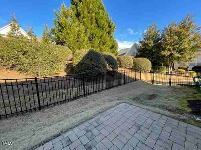 3105 Fortress Gate Dr - Photo 7 of 9