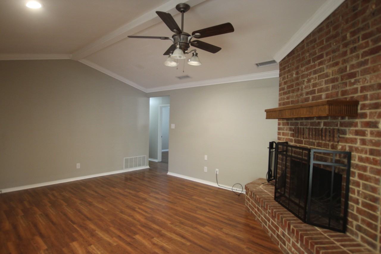 3109 Mcdonald Rd - Photo 3 of 29