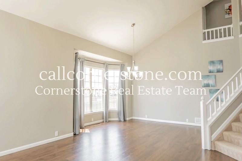 5460 Spoked Wheel Dr - Photo 2 of 39