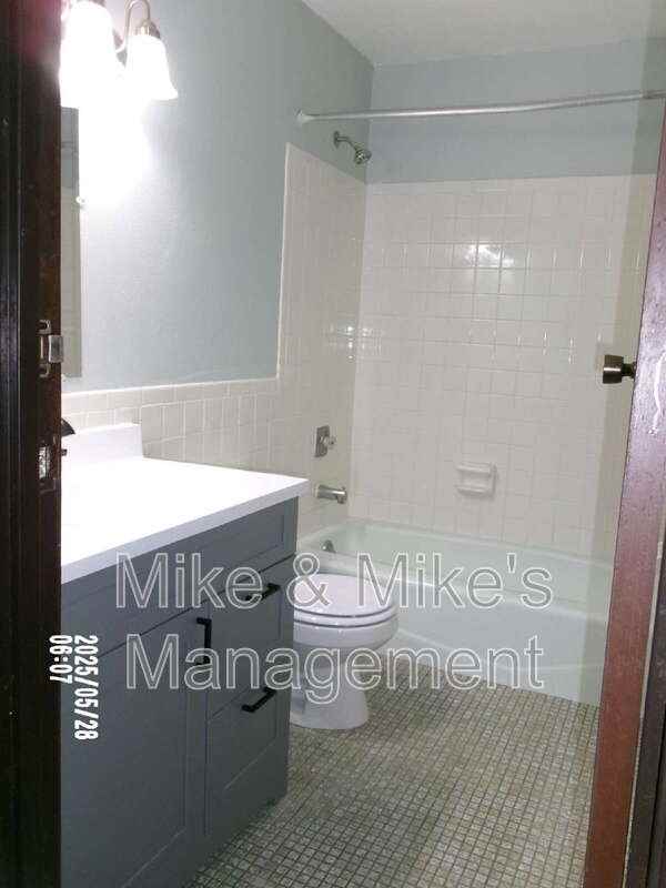 7452 N Granville Rd #1 - Photo 5 of 10