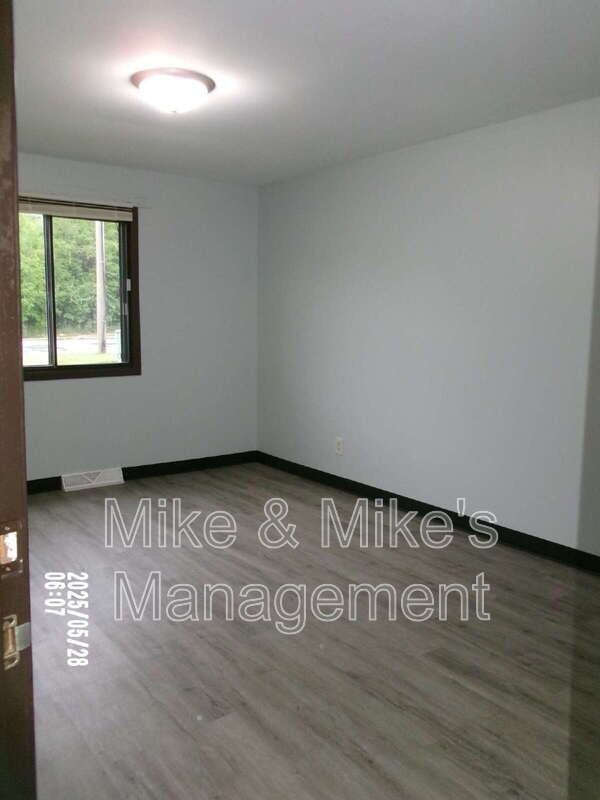 7452 N Granville Rd #1 - Photo 6 of 10