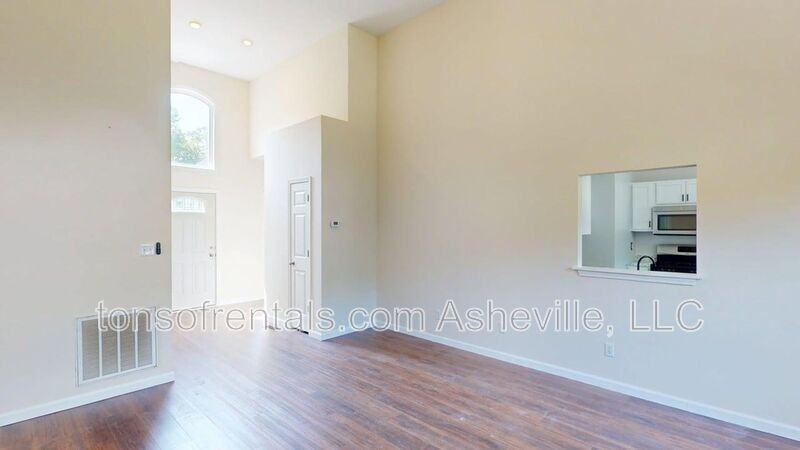 111 Woodcreek Cir - Photo 6 of 23