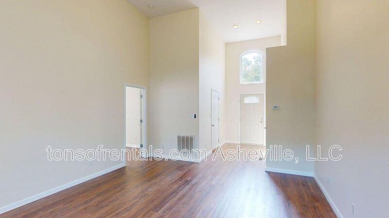 111 Woodcreek Cir - Photo 7 of 23