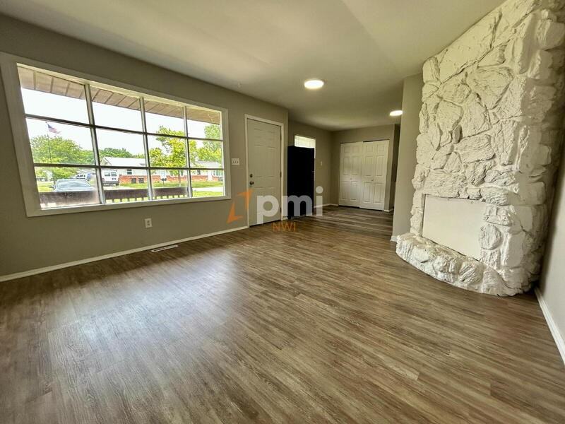 5331 Aspen Ave - Photo 4 of 20