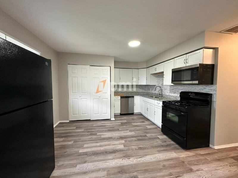 5331 Aspen Ave - Photo 5 of 20