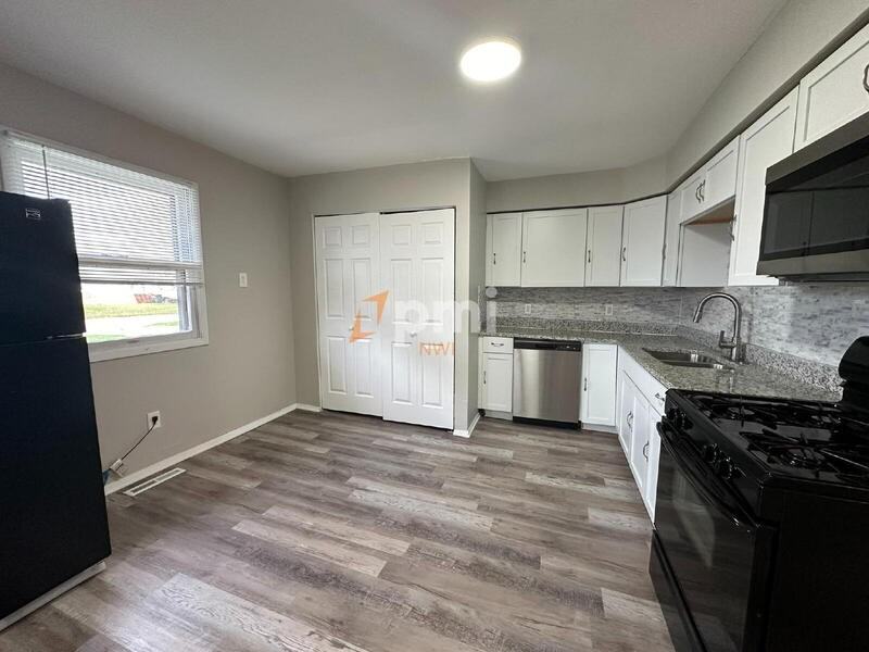 5331 Aspen Ave - Photo 6 of 20