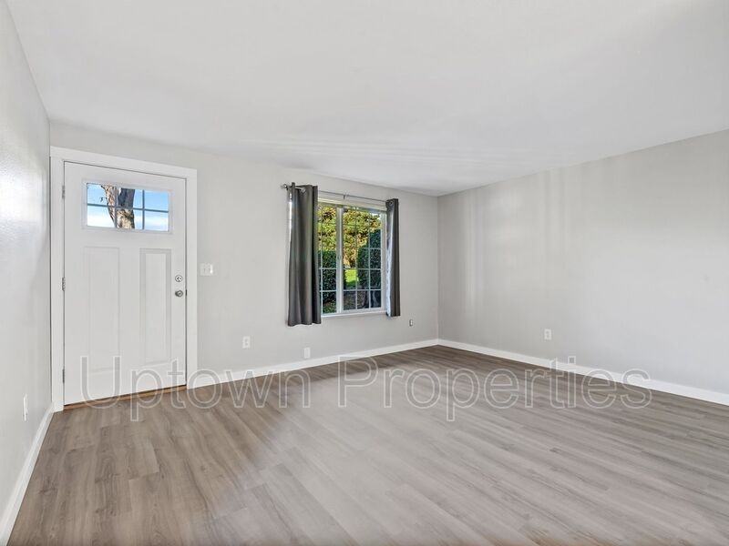 6836 N Richmond Ave - Photo 5 of 11