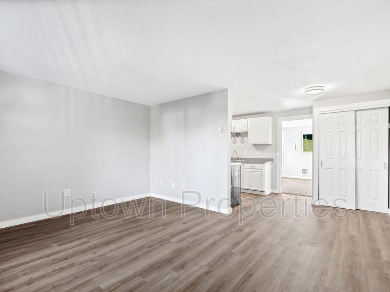 6836 N Richmond Ave - Photo 7 of 11