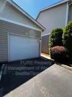 featured image of 617 7th St Se #03