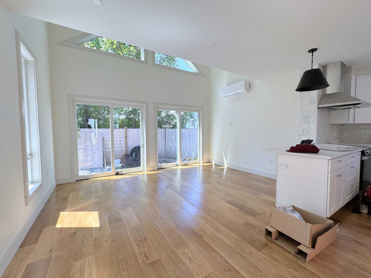 58 Springfield St - Photo 2 of 15