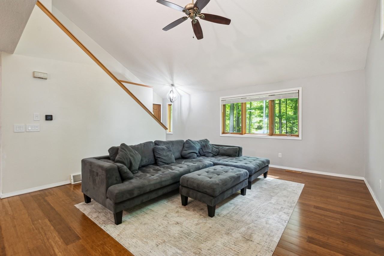 2785 N Tupelo Dr - Photo 2 of 38