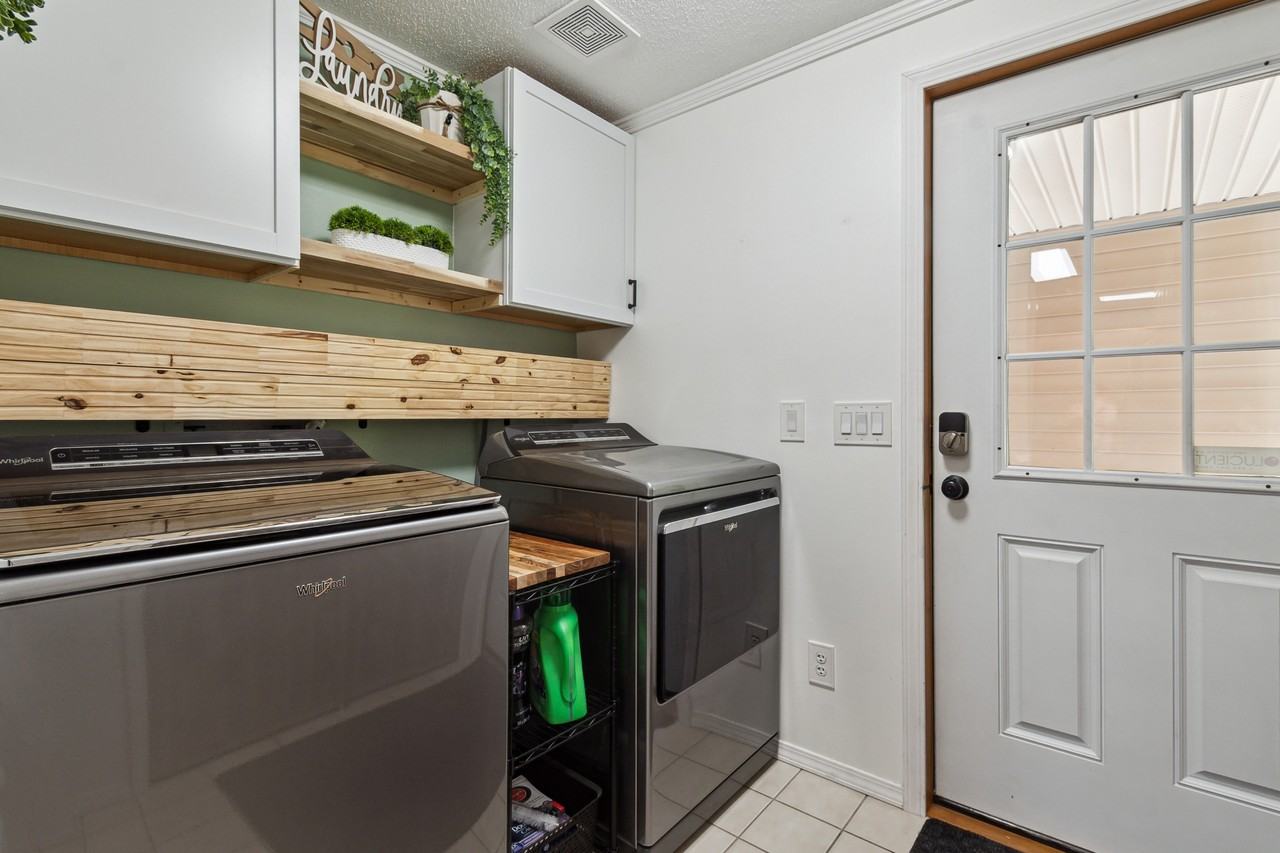 2785 N Tupelo Dr - Photo 3 of 38