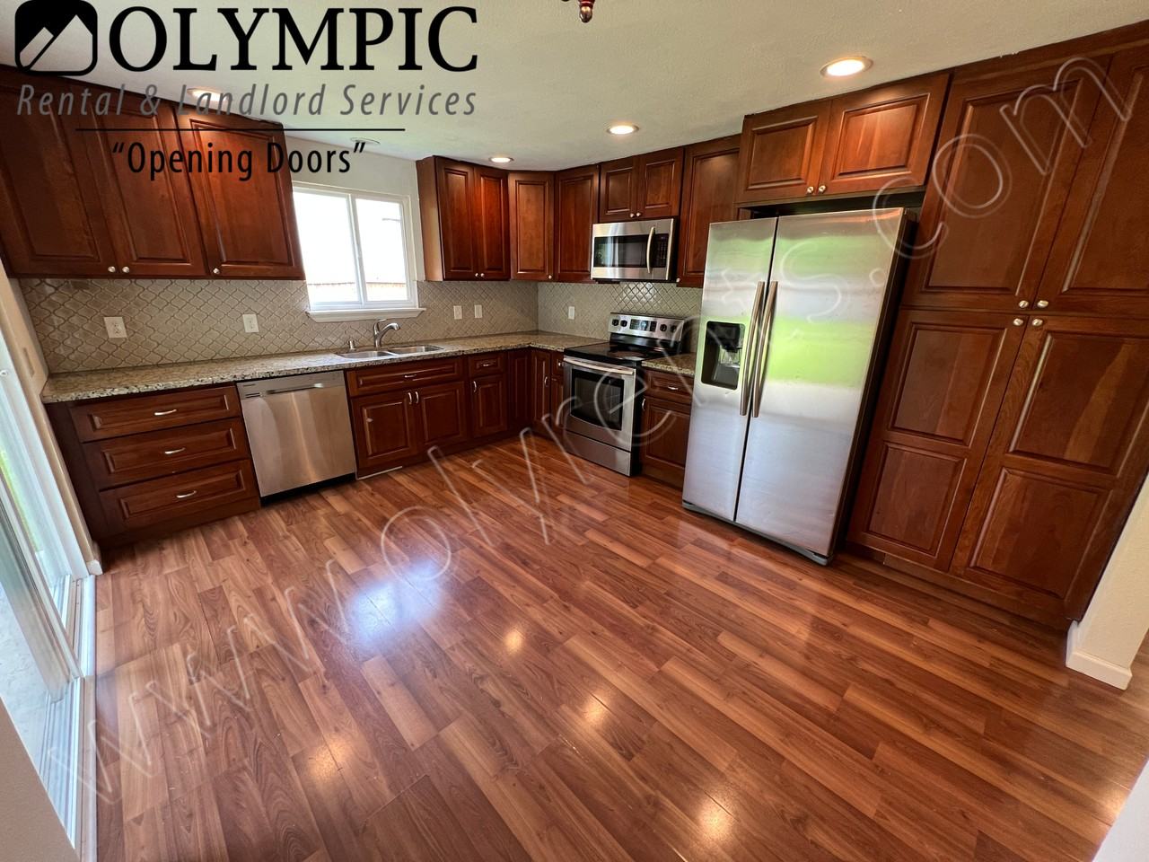 701 Dundee Rd Nw - Photo 4 of 16