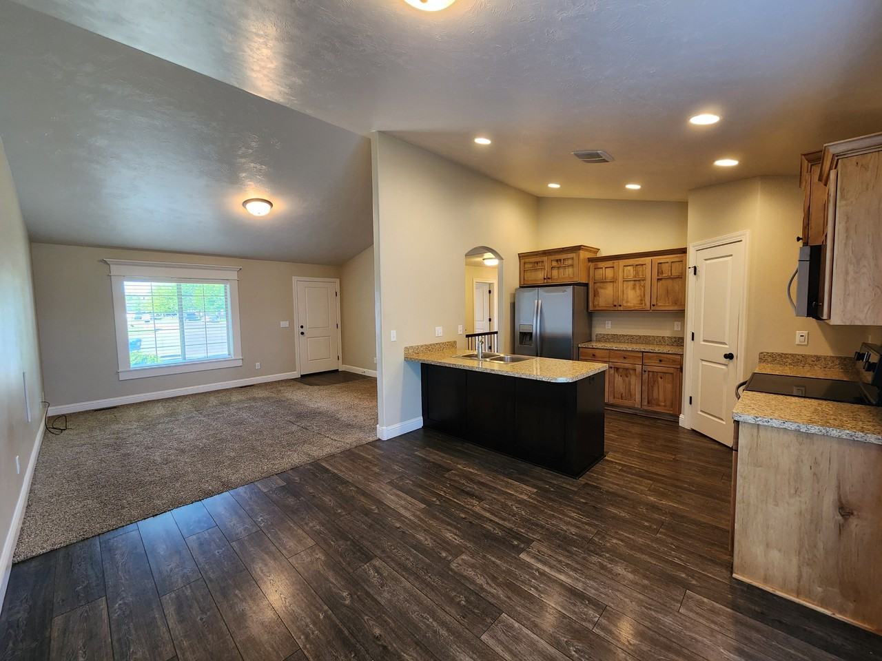 3674 E Marble Dr - Photo 3 of 14