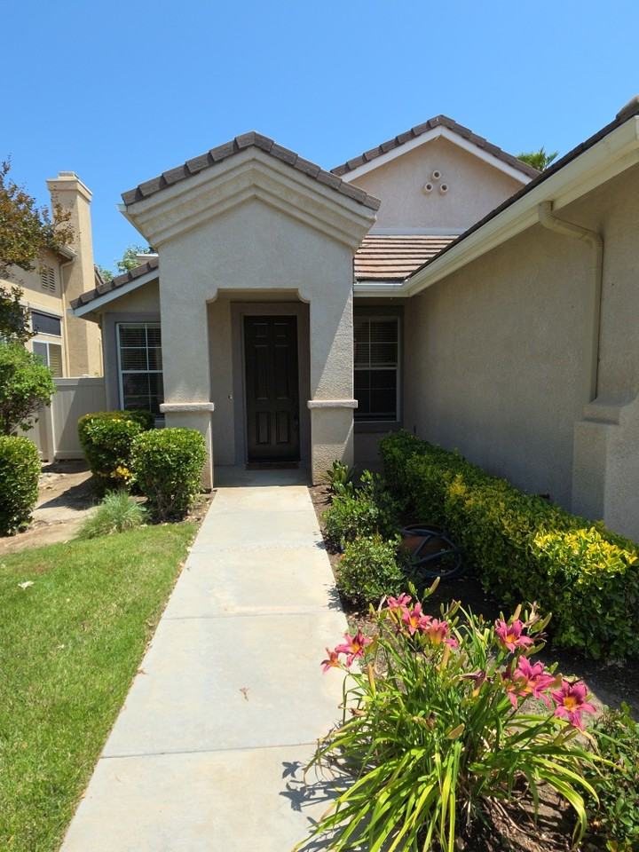 28943 Baywater Dr - Photo 3 of 34