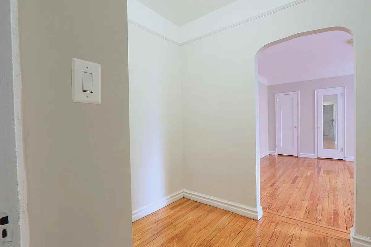 10824 71St Ave - Photo 2 of 12