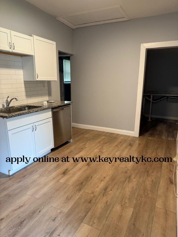 2023 Montgall Ave - Photo 2 of 8