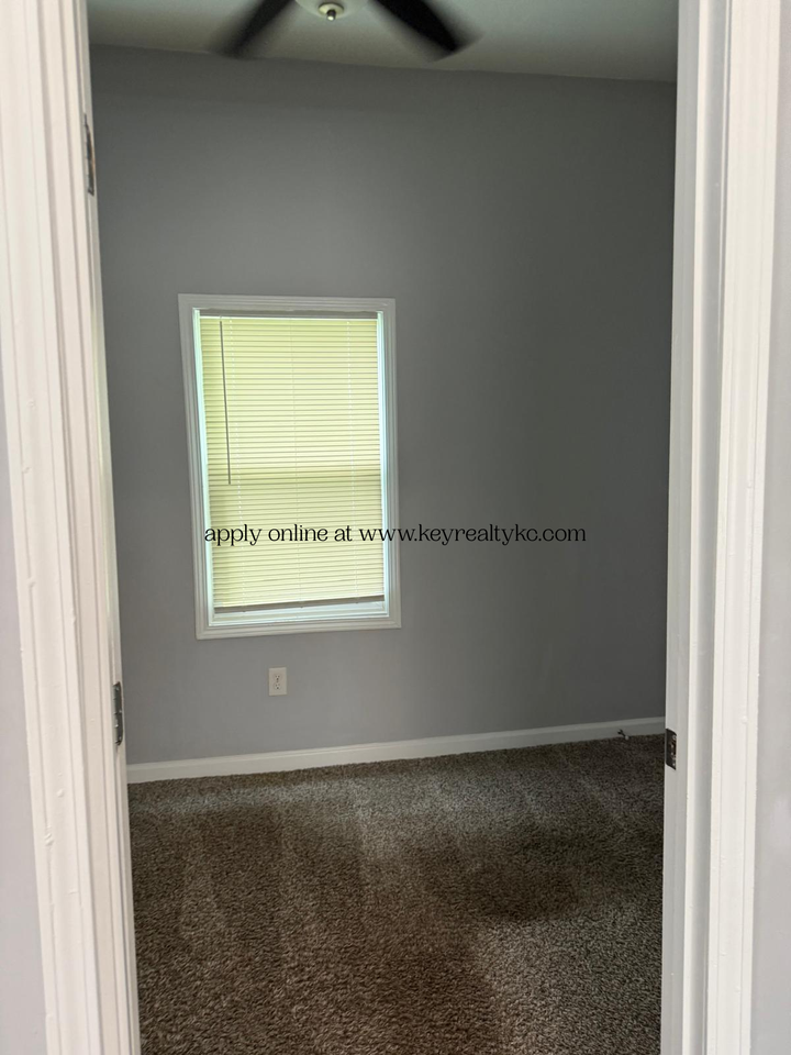 2023 Montgall Ave - Photo 3 of 8