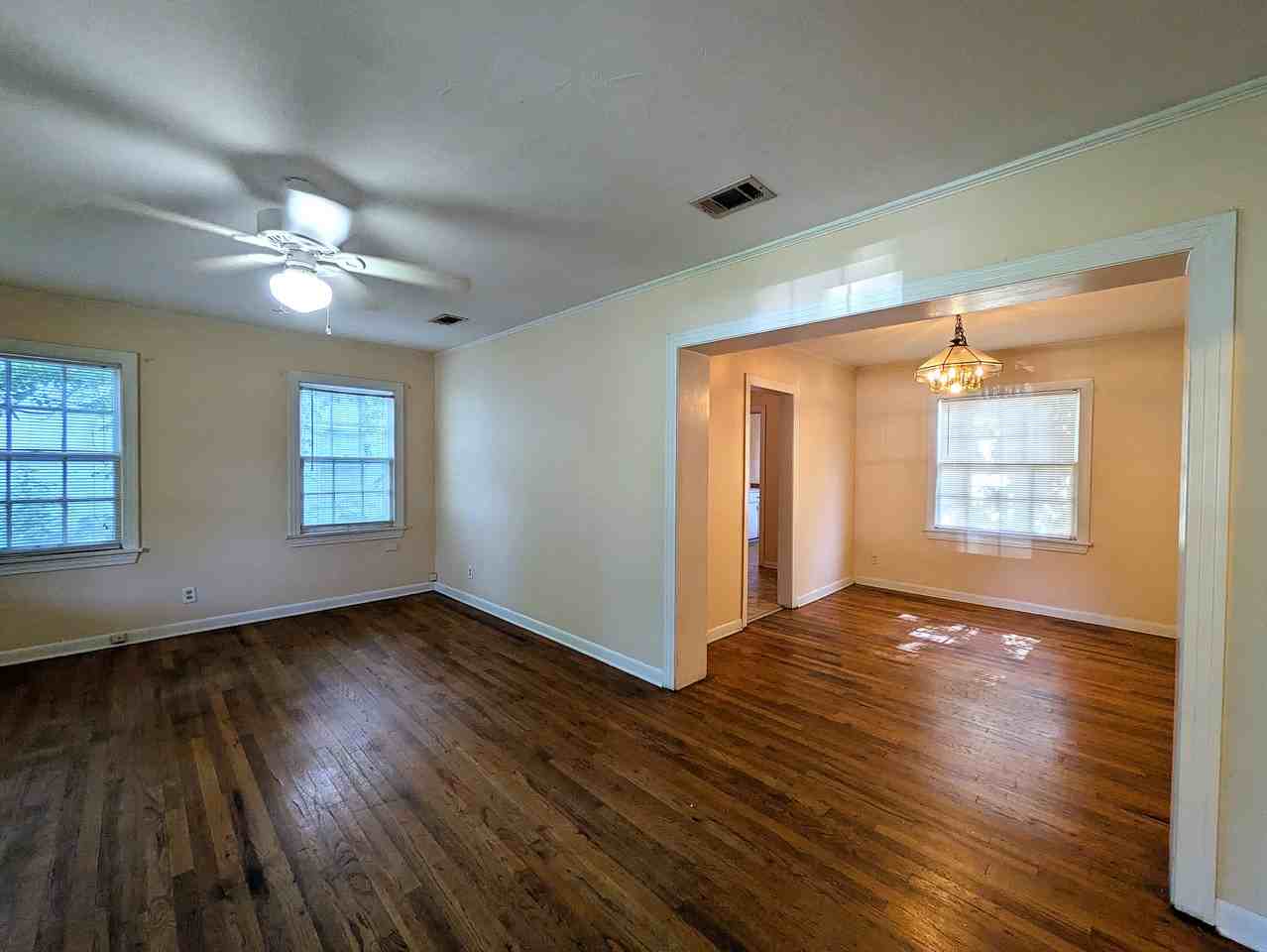 416 N 19th Ave - Photo 7 of 27