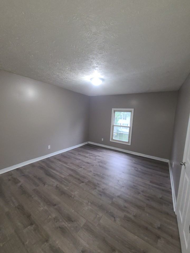 57 Lime St - Photo 3 of 10